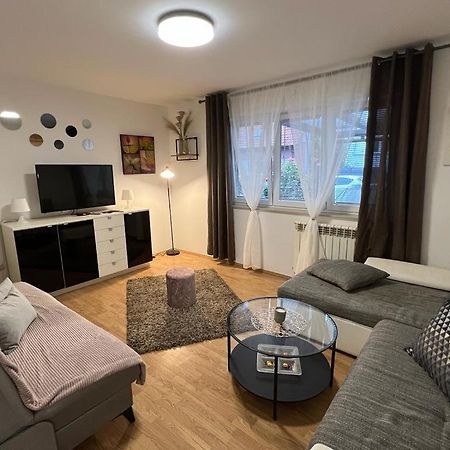 Apartman Lara Загреб Екстериор снимка