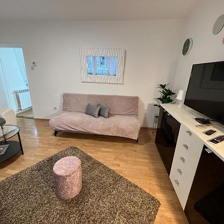Apartman Lara Загреб Екстериор снимка