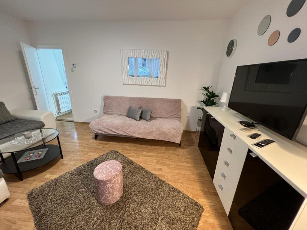 Apartman Lara Загреб Екстериор снимка